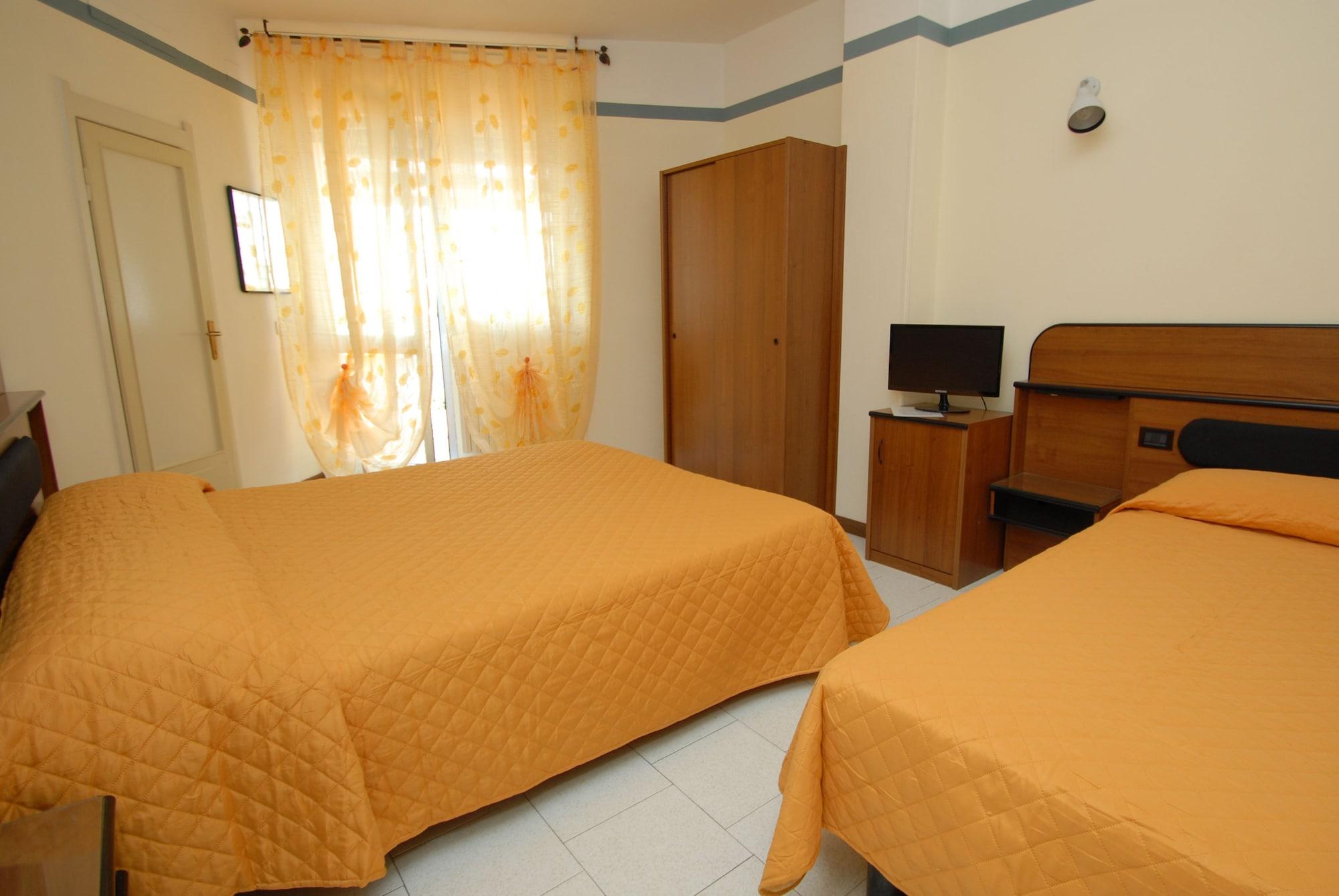 Hotel Baia Del Sorriso Castiglioncello Esterno foto