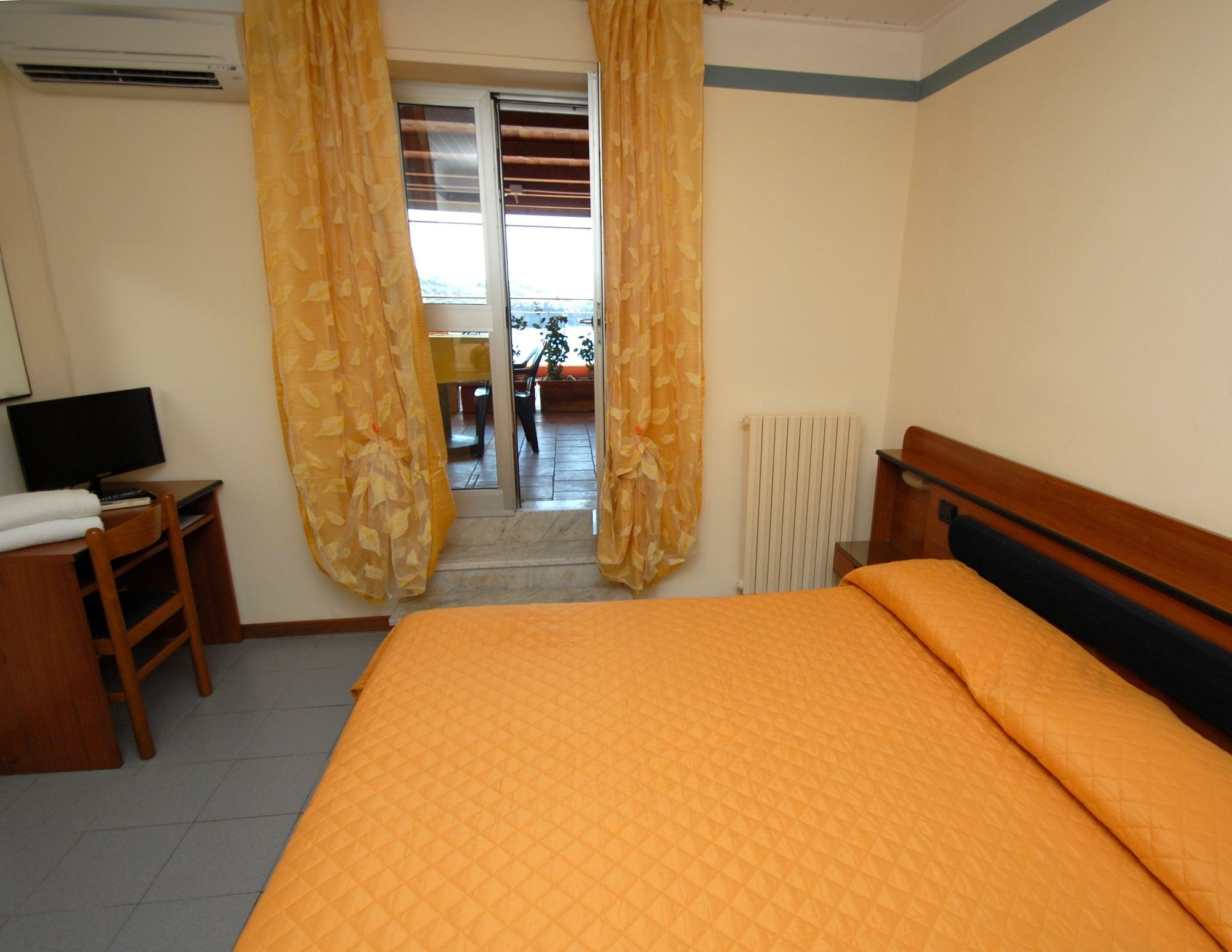 Hotel Baia Del Sorriso Castiglioncello Esterno foto