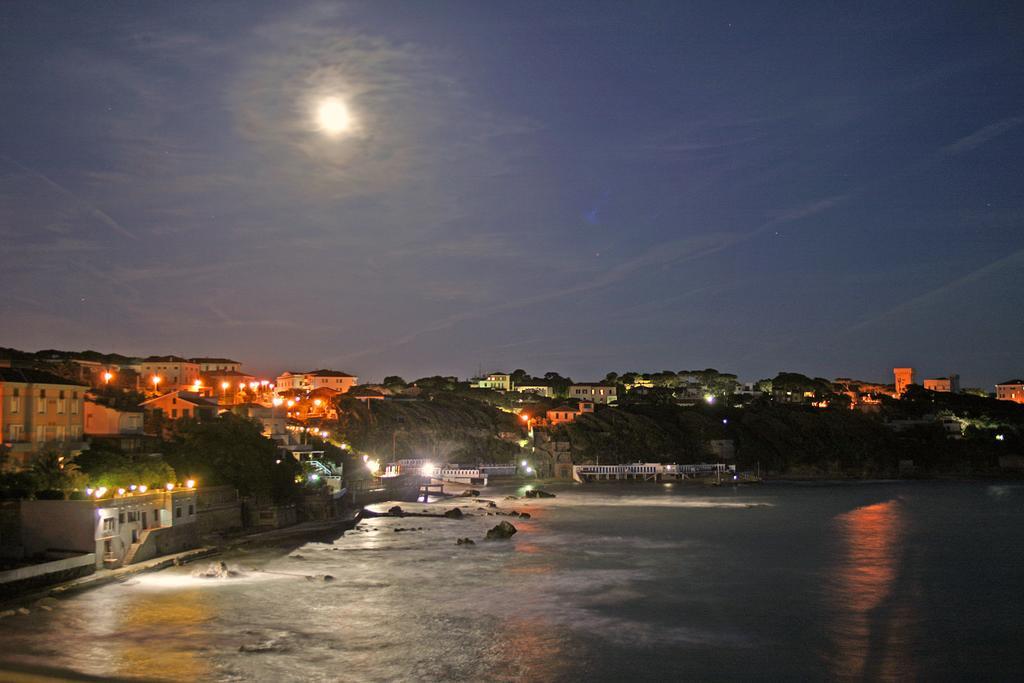 Hotel Baia Del Sorriso Castiglioncello Esterno foto