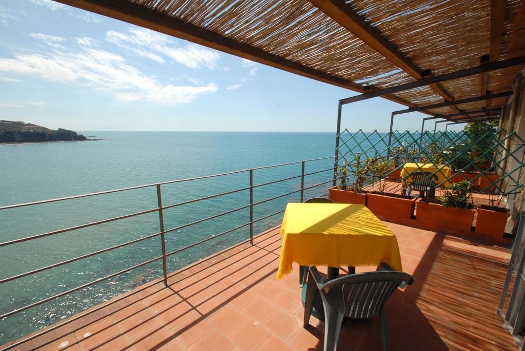 Hotel Baia Del Sorriso Castiglioncello Esterno foto